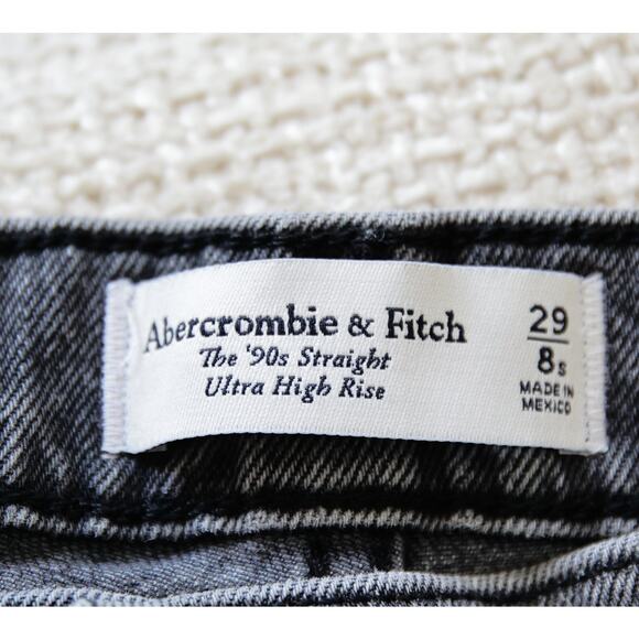 Abercrombie and fitch 90's Straight ultra High-Rise jeans 8/29 - Picture 3 of 5